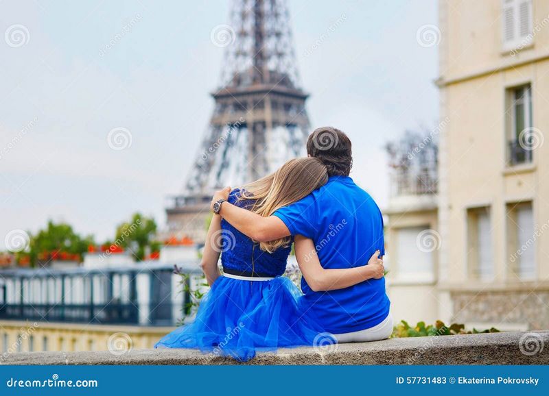 Dremeet - Modern Dating Website 2025